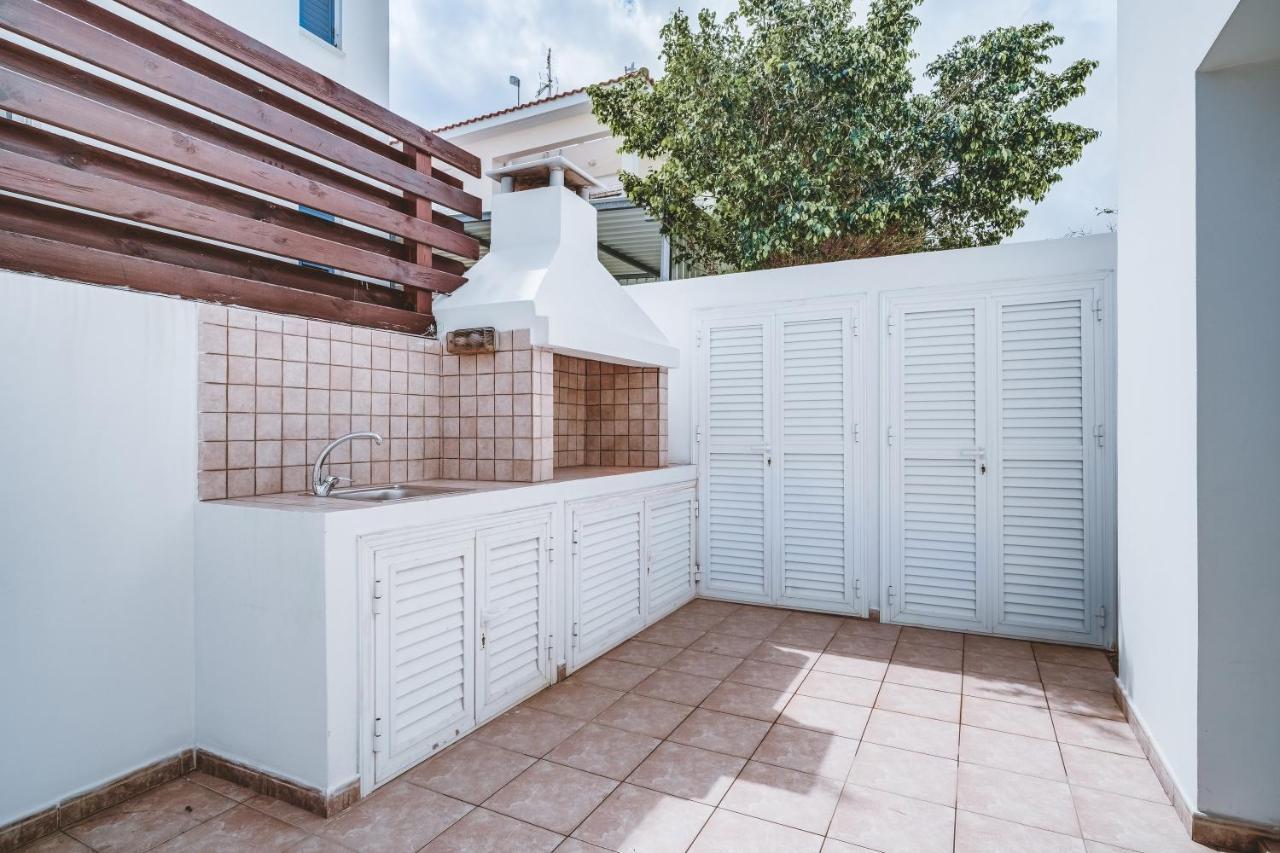 Amphitrite Villa 帕拉利米尼 外观 照片